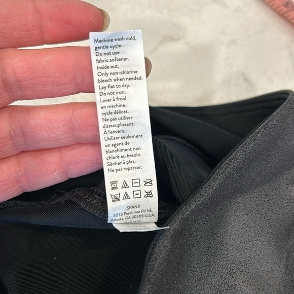 SPANX Faux Leather Leggings XS Tall Black Pants - Picture 12 of 15